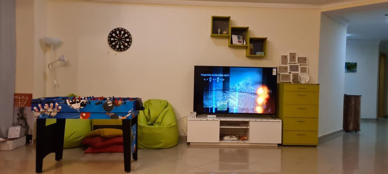 Green Sky Hostel Dubai Ngoại thất bức ảnh