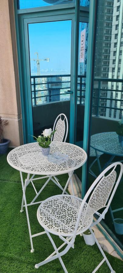 Green Sky Hostel Dubai Ngoại thất bức ảnh