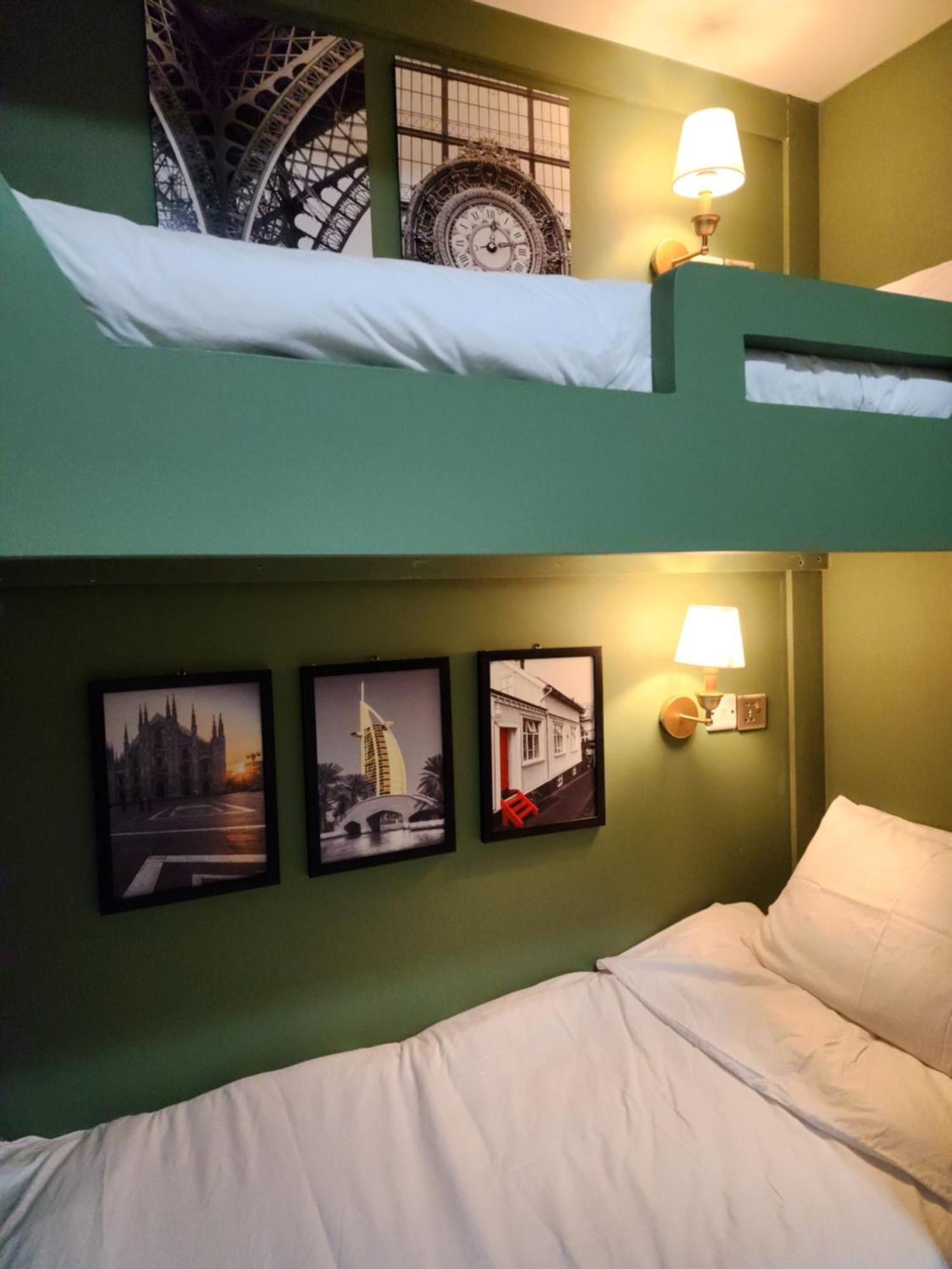 Green Sky Hostel Dubai Phòng bức ảnh