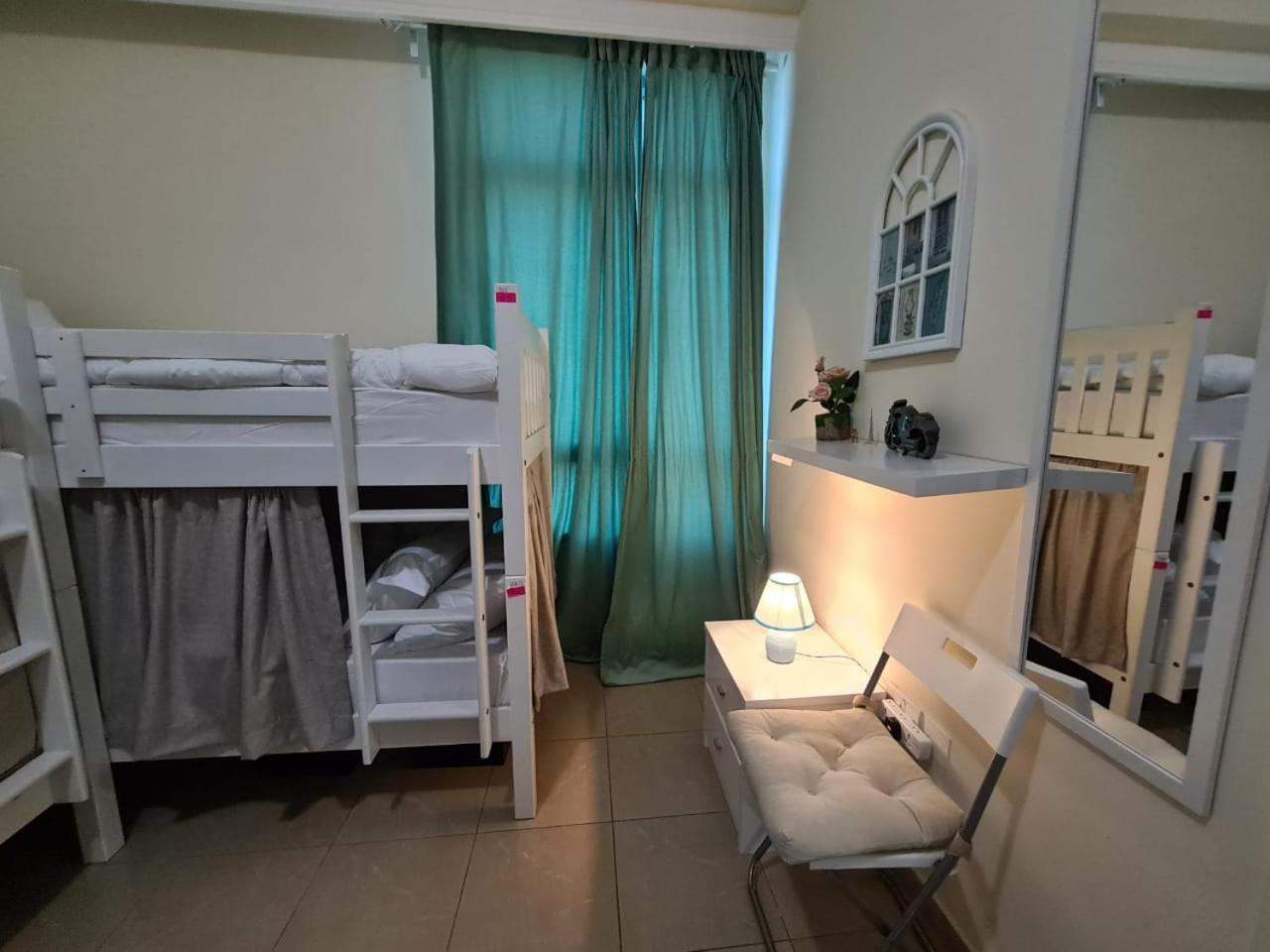 Green Sky Hostel Dubai Phòng bức ảnh